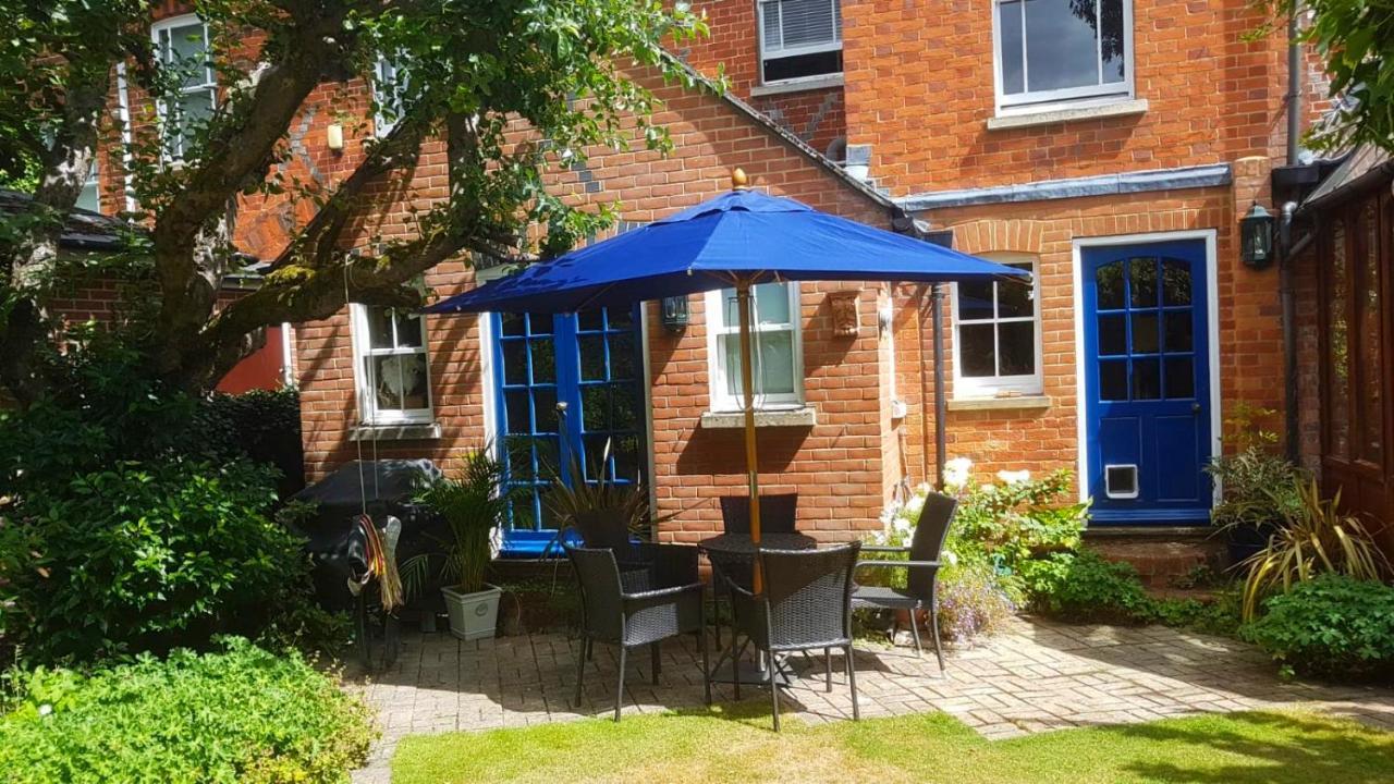 Alma House Bed And Breakfast Newbury  Extérieur photo